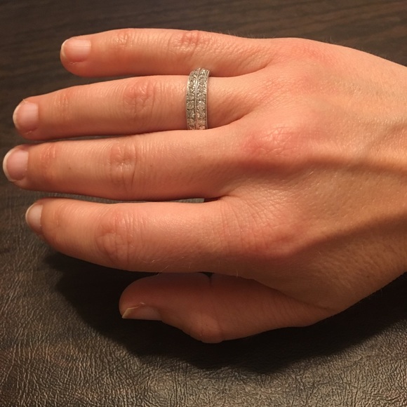 Anniversary Band - Picture 3 of 7